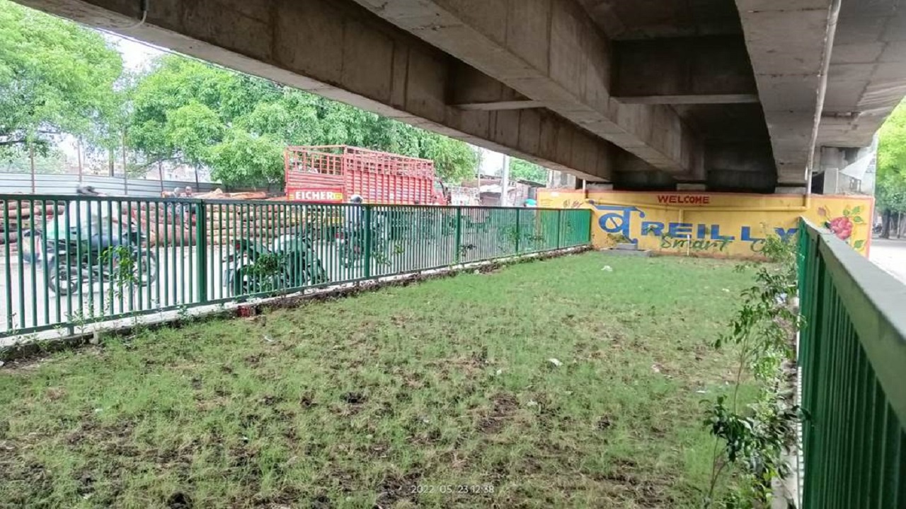 Development of road under Shyamatganj flyover under BSCL (Night Market)