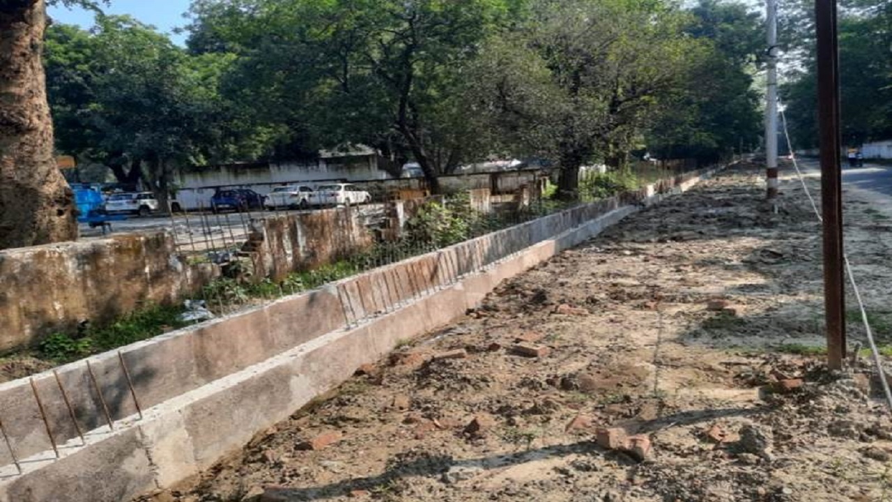 Renovation of Akshar Vihar Lake area